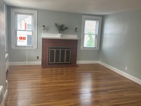 110 Holyoke St, Lynn MA 01905