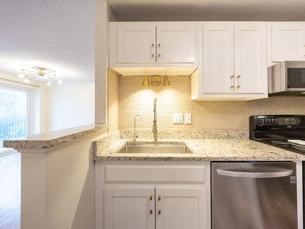 260 Tremont St 7, Melrose MA 02176