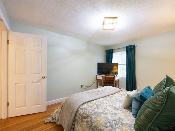 260 Tremont St 7, Melrose MA 02176