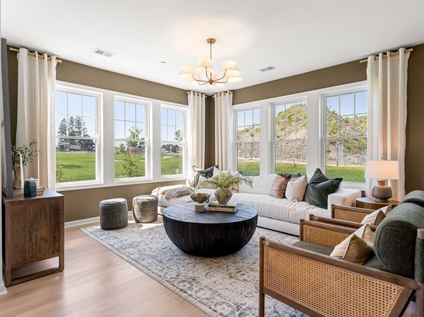 320 Martins Landing 2307, North Reading MA 01864