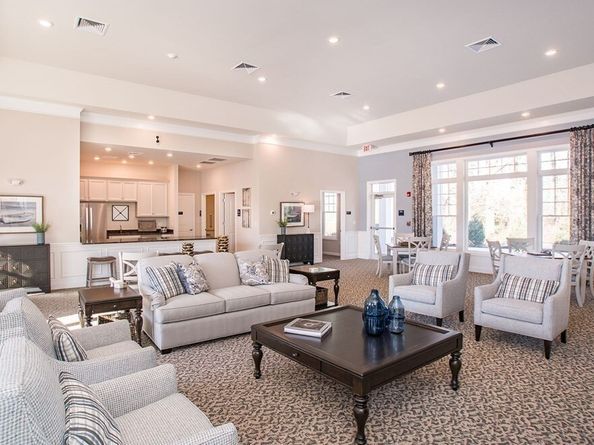 320 Martins Landing 2307, North Reading MA 01864