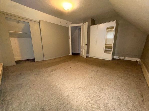 108-R Pratt St, Fitchburg MA 01420
