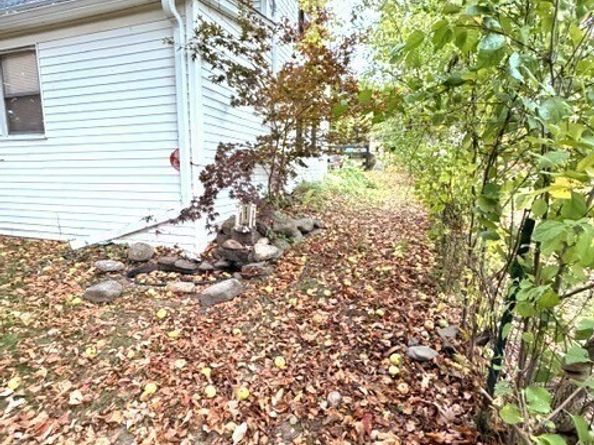 108-R Pratt St, Fitchburg MA 01420