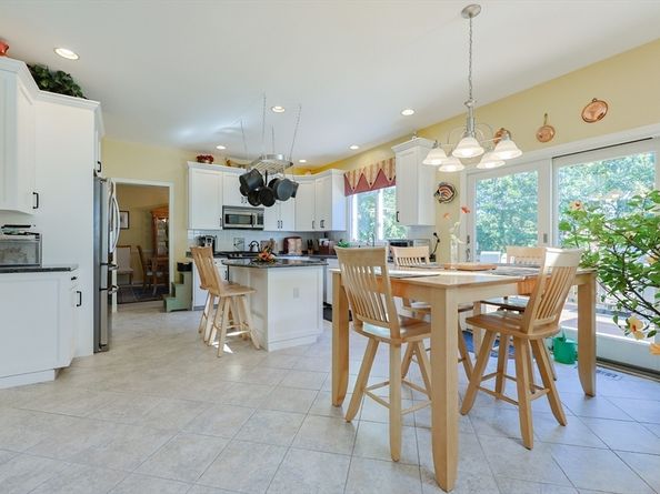 256 Robert Road, Marlborough MA 01752