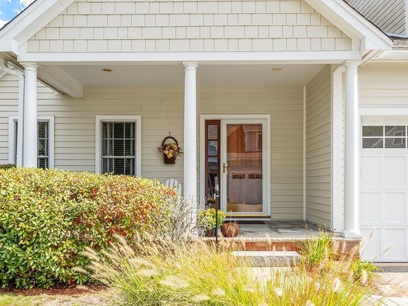 121 Cortland Drive, North Andover MA 01845