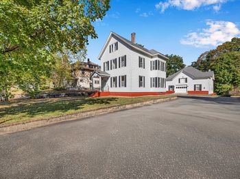 50 Newton St