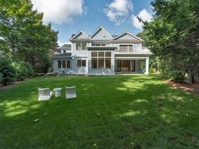 18 Sprague Rd, Wellesley MA 02481