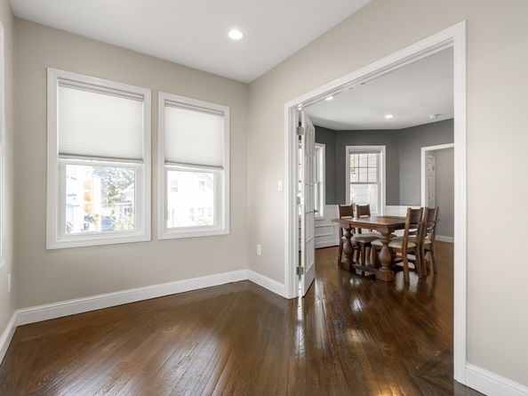 108-110 Burrill St 1, Swampscott MA 01907