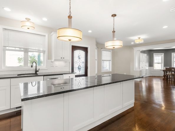 108-110 Burrill St 1, Swampscott MA 01907