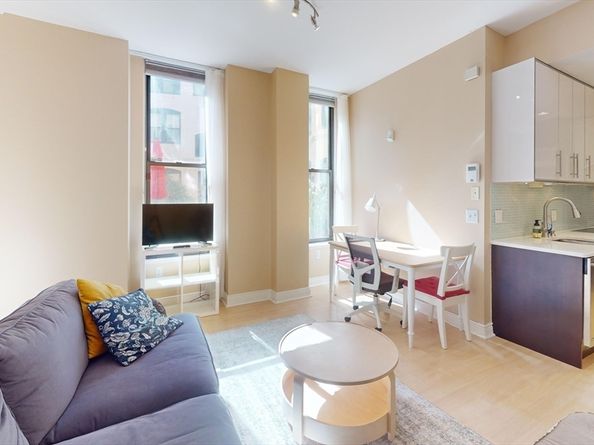 4 Charlesgate East 107, Boston MA 02115