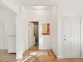 27 Hollywood St 3, Worcester MA 01610