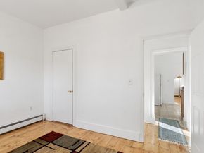 27 Hollywood St 3, Worcester MA 01610