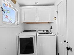 11 Cove St, Mattapoisett MA 02739