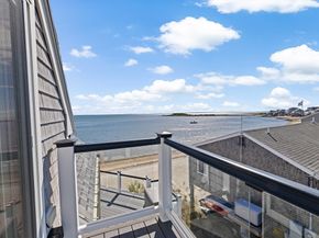 11 Cove St, Mattapoisett MA 02739