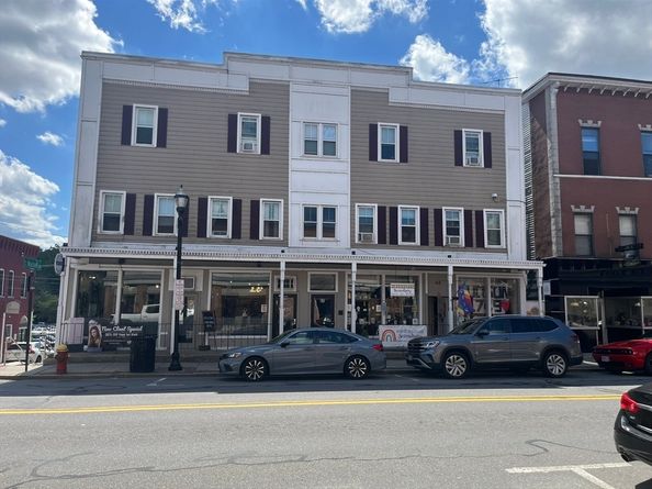 65 Main St, Hudson MA 01749