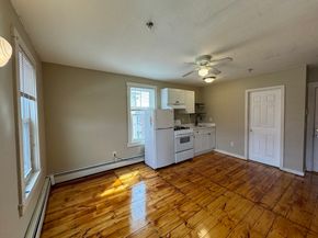 65 Main St, Hudson MA 01749