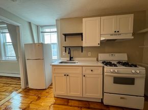 65 Main St, Hudson MA 01749
