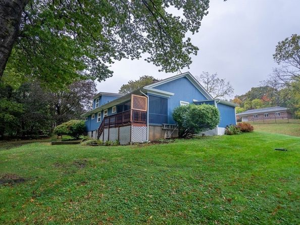 97 Parkton Ave, Worcester MA 01605