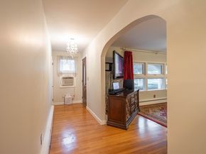 97 Parkton Ave, Worcester MA 01605