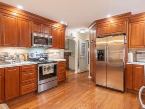 97 Parkton Ave, Worcester MA 01605