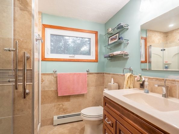 97 Parkton Ave, Worcester MA 01605