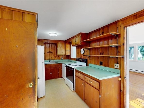45 Chase Road, Waltham MA 02452