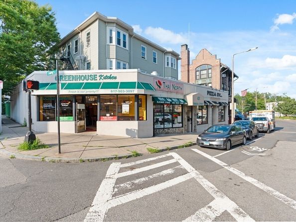 427-435 Faneuil St R4, Boston MA 02135