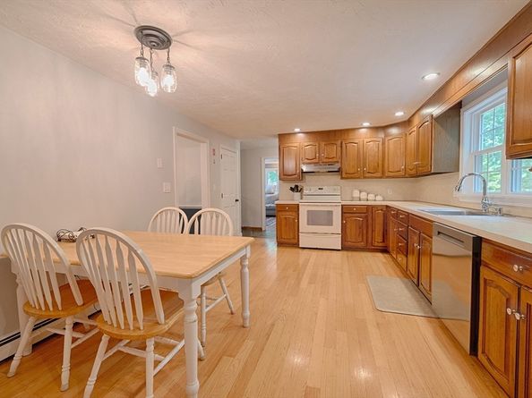 47 Carolina Trl, Marshfield MA 02050