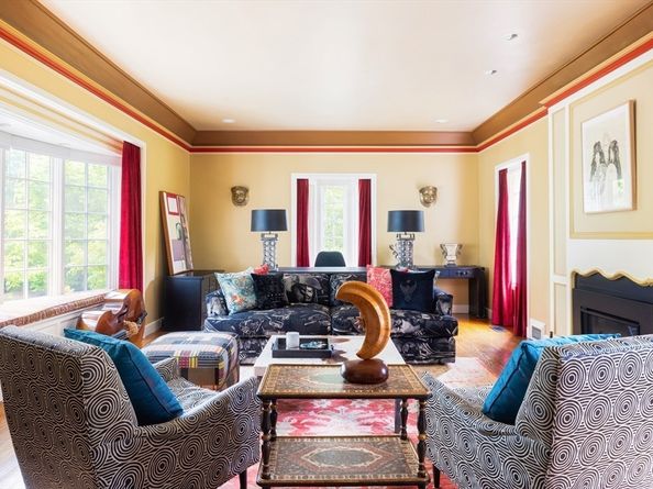 540 Chestnut Hill Ave, Brookline MA 02445
