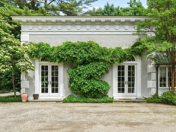 540 Chestnut Hill Ave, Brookline MA 02445