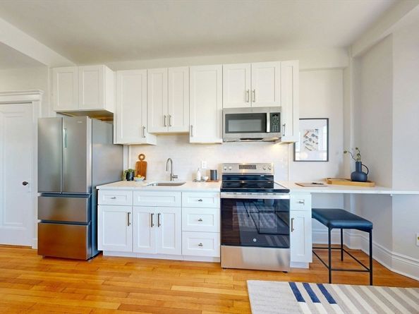 270 Huntington Ave 706, Boston MA 02115
