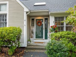 12 Brewster Lane 12, Acton MA 01720