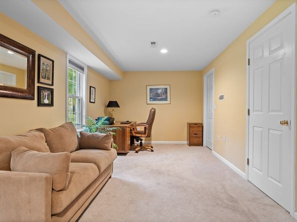 12 Brewster Lane 12, Acton MA 01720