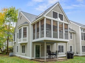 12 Brewster Lane 12, Acton MA 01720