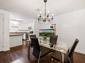 14 Bourbon St 25, Peabody MA 01960
