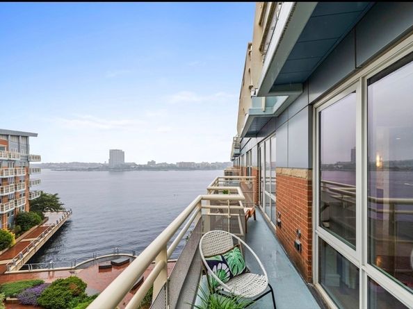 4 Battery Wharf 4504, Boston MA 02109