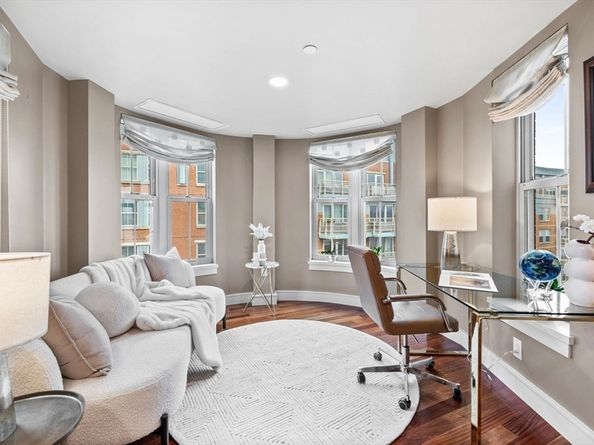 4 Battery Wharf 4504, Boston MA 02109