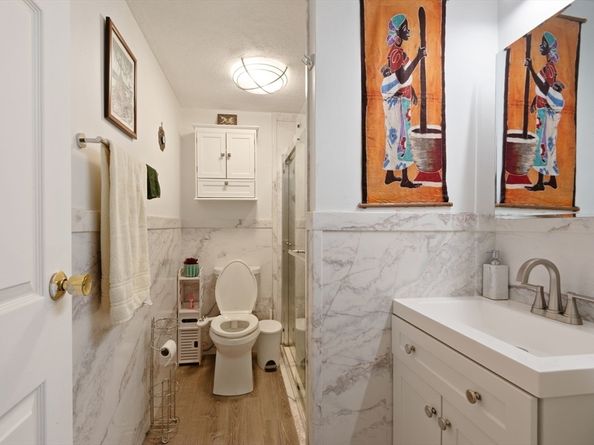 269 Lake St 5, Weymouth MA 02189
