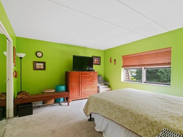 269 Lake St 5, Weymouth MA 02189