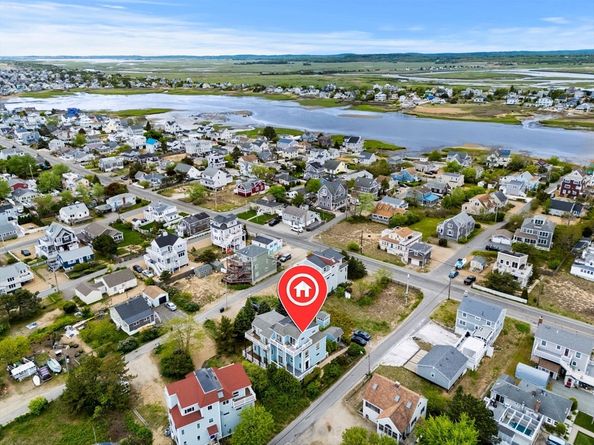 10 61st St 10, Newburyport MA 01950