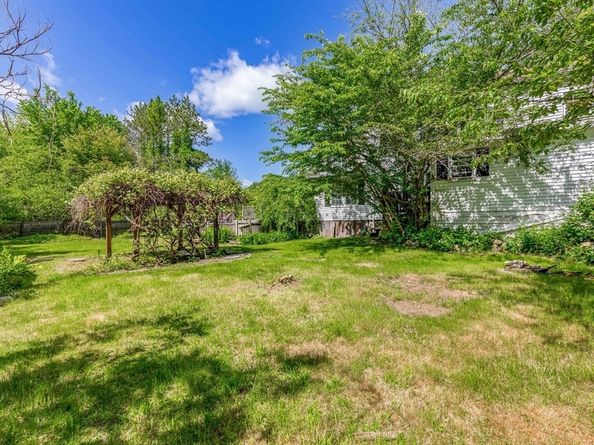 64 Linebrook Rd, Ipswich MA 01938
