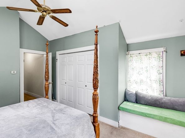 64 Linebrook Rd, Ipswich MA 01938