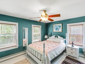 64 Linebrook Rd, Ipswich MA 01938
