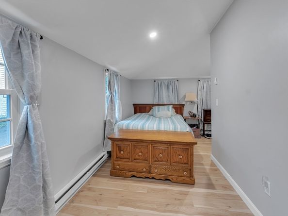 21 Myrtle Ave, Sterling MA 01564
