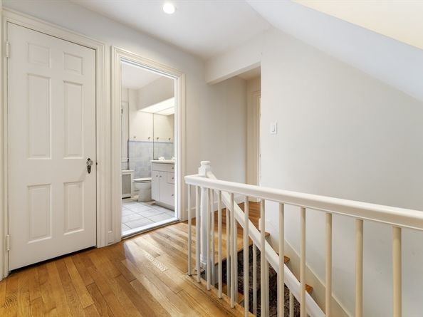 9 Dennison Rd, Worcester MA 01609