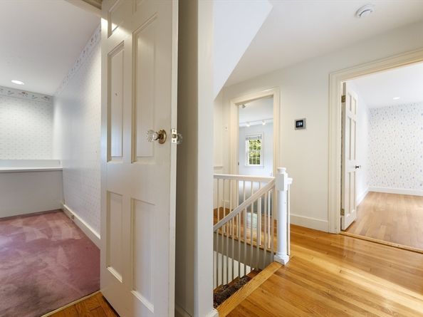 9 Dennison Rd, Worcester MA 01609