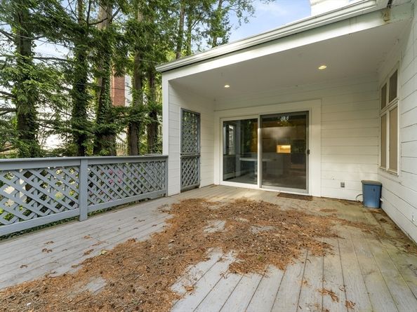 9 Dennison Rd, Worcester MA 01609