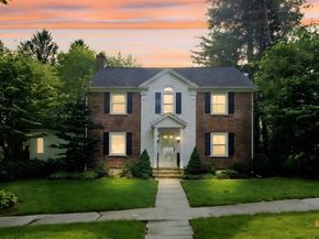 9 Dennison Rd, Worcester MA 01609