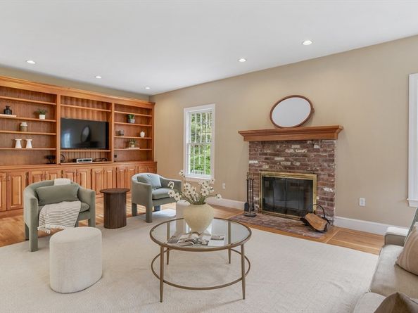 840-1 Old Rd To 9 Acre Corner, Concord MA 01742