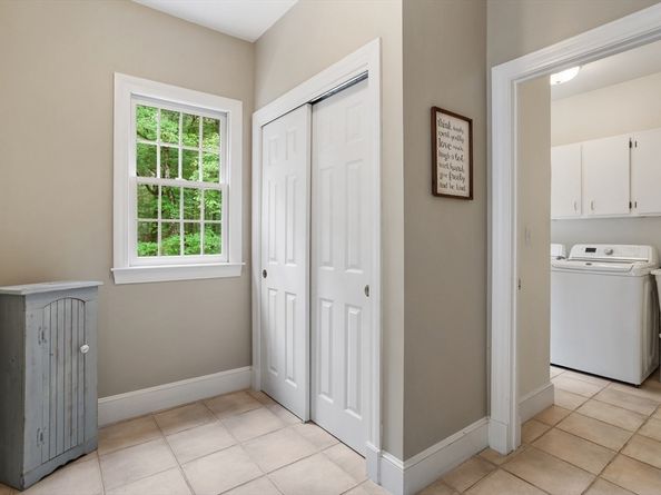 840-1 Old Rd To 9 Acre Corner, Concord MA 01742